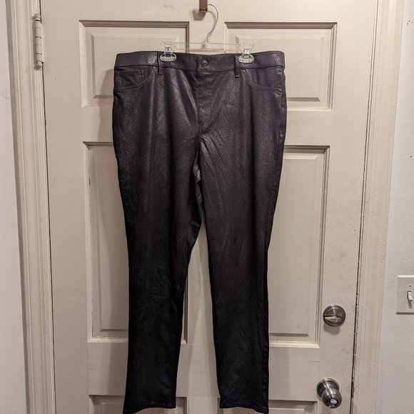 Jeans Chico's Extra Large 2.5 Black Leather Look. Really cute! - Picture 6 of 7